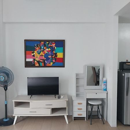 Alps At 150 Newport Blvd Condominum Near T3 Pasay Exterior photo