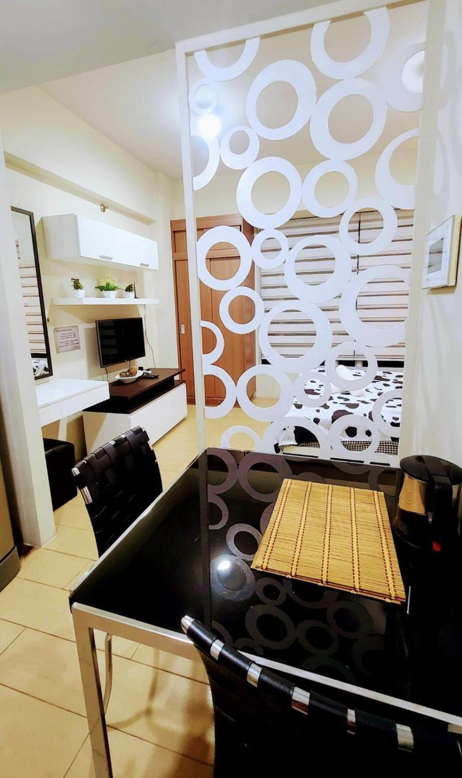 Alps At 150 Newport Blvd Condominum Near T3 Pasay Exterior photo